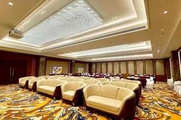 فندق The Mars Resorts