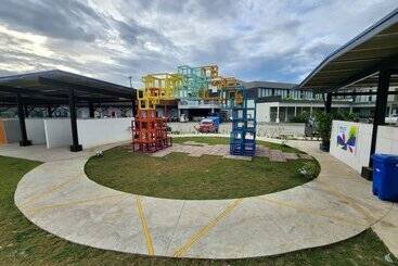 호텔 Prince Express Inn