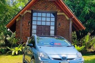 리조트 Gagees Lake View Cabana