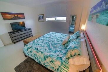 شقة فندقية Beautiful Penthouse Condo With Stunning Views Of Both Ocean And City