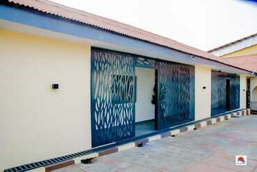 هتل Horizon Suites