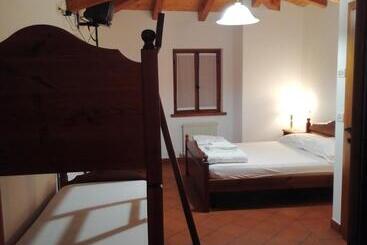 Отель Sot La Mont   Torlano Nimis