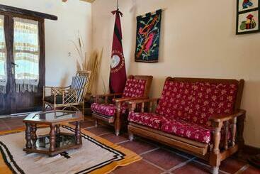 فندق صغير Hostería La Enramada