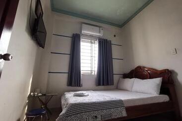 هتل Khách Sạn Hoa Cúc