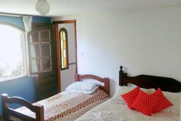 Отель Pousada Chez Suomi