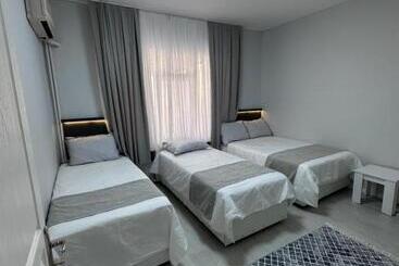 Otel Ni̇l Firat