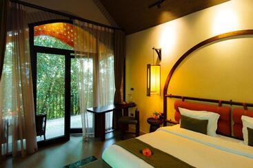 استراحتگاه Maida Lodge