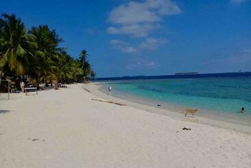 فندق صغير Private Cabin In San Blas Islands   Include Meals