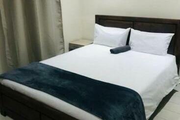 צימר Hlalakahle Lodge