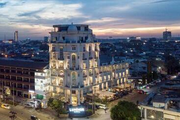 Luminor Hotel Palembang By Wh