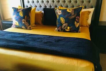 פנסיון Skills Tree 58 Pty Ltd