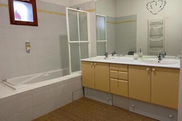 펜션 Maison D Hôtes La Grange Du Janin