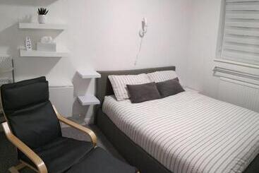 פנסיון Town House Chantry   With Self Check In And Free Parking   Rooms At Ipswichdigs