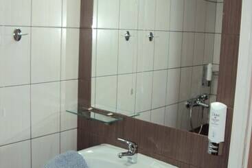 Aitheron Hotel Air Park