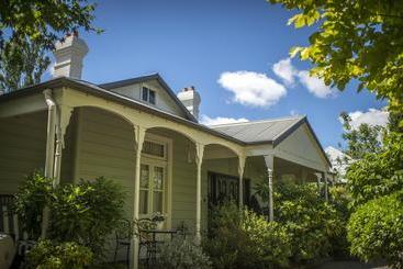 Bed and Breakfast The Greens Of Leura