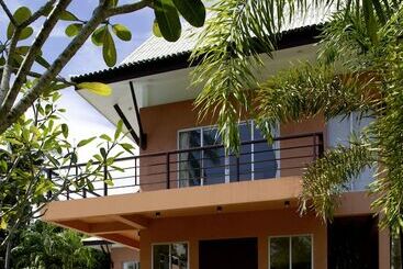 관광객 아파트 Breda Beach