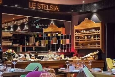 Отель Le Stelsia Resort