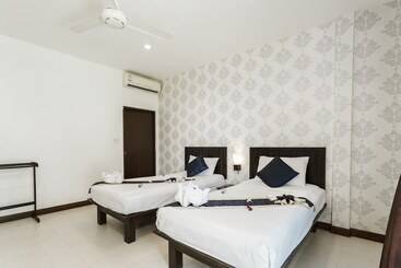 فندق Samui Pier Beach Front & Resort