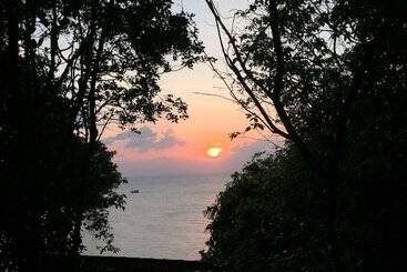 ホテル Sea Breeze Resort   Sha Plus