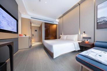 Atour Hotel Taiyuan Changfeng Business Center Wanxiang City