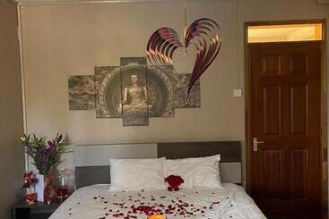 צימר Riambel Paradise Inn Private Apartment