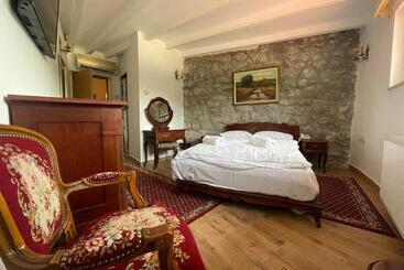 Garni Hotel Oblačinsko Jezero