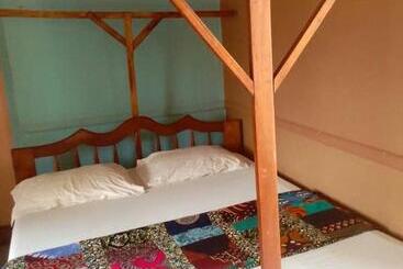 هتل Kabatoro Guest House