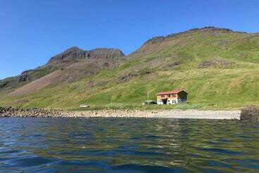 پانسیون Bergistangi Guest House