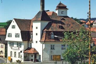 旅馆 Gasthof Russenbräu