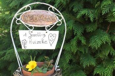 B&b  T Gezellig Huizeke