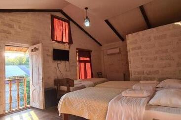 فندق Art House Koshki