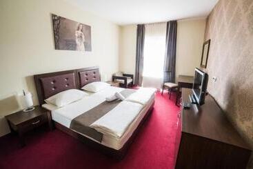 فندق Atlas Ugljevik