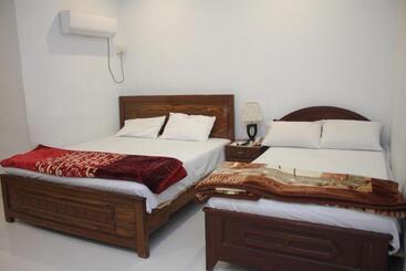 هتل Pakistan Club Inn
