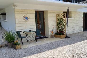 צימר Le Pré Pigeon 86250 Charroux Vienne