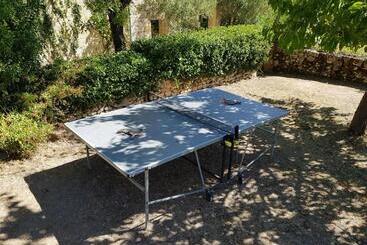 مبيت وإفطار Villa Mas