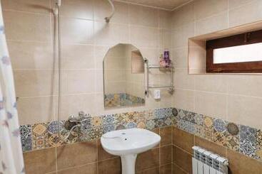 بنسيون Lion B&b