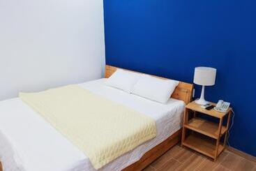 هتل Phú Tài Center