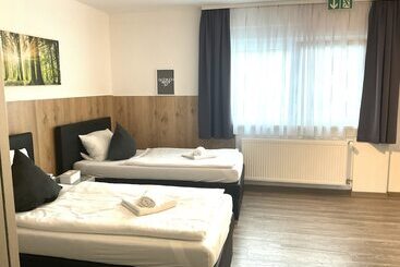 펜션 Gästehaus Estenfeld Bei Würzburg 24 H