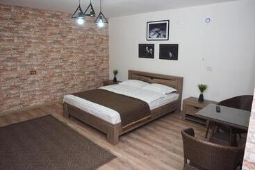 بنسيون Prime Time Guest House