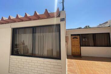 호스텔 Hospedaje 2174