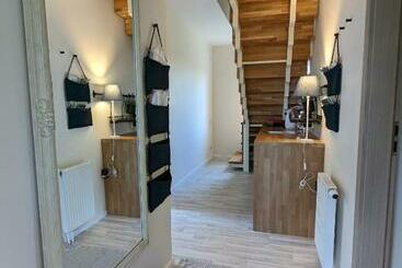 هاستل Vila Vynuogyne