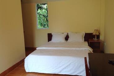 پانسیون Aurora Mekong