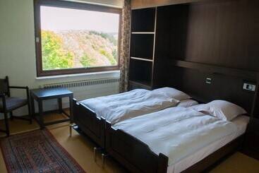 فندق Hôtel Grand Champ