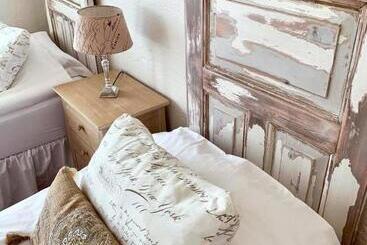 پانسیون Grand Guesthouse Gardakot