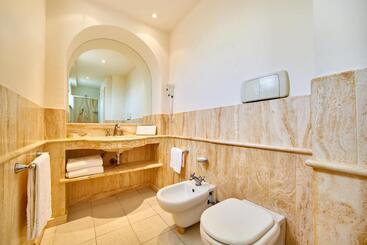 公寓式酒店  Residenza D Epoca La Corallina