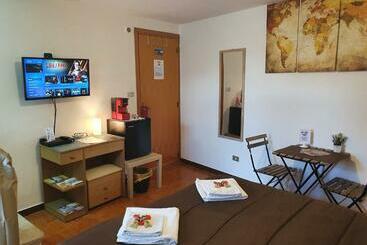 بنسيون Via Casale