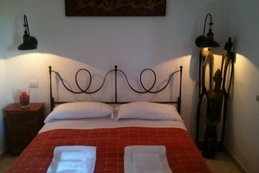 בית מלון כפרי Li Espi Country Resort