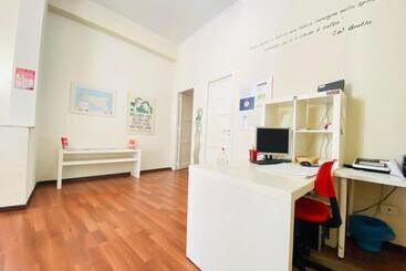 酒店 Castelnuovo Rooms Palermo #politeama