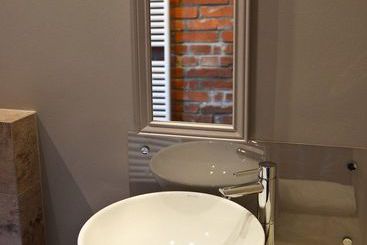 هتل La Gioia Grey Stylish Apartments
