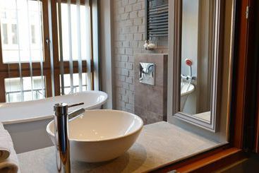 هتل La Gioia Grey Stylish Apartments